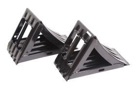 Башмак противооткатный металлический для грузовых а/м с ручкой (длина - 320мм, ширина - 155мм, высот 26751       RF-TRN37-2