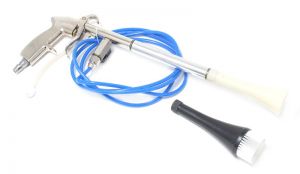 Пистолет пневматический "Tornado" для химчистки салона а/м в комплекте со шлангом подачи моющего средства и сменной щеткой-насадкой ROCKFORCE RF-20383 16976