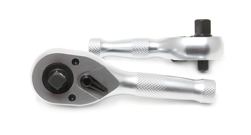 Трещотка реверсивная короткая двухсторонняя с накаткой 3/8"-1/2" (72зуб., L-130мм) ROCKFORCE RF-803344 19938