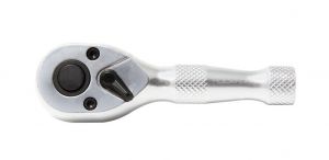 Трещотка реверсивная короткая с накаткой 3/8" (L-105мм 72зуб) ROCKFORCE RF-802326 18926