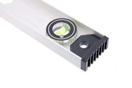 Уровень алюминиевый "Рельс", 800 мм 3 глазка (1 поворотный) Вихрь